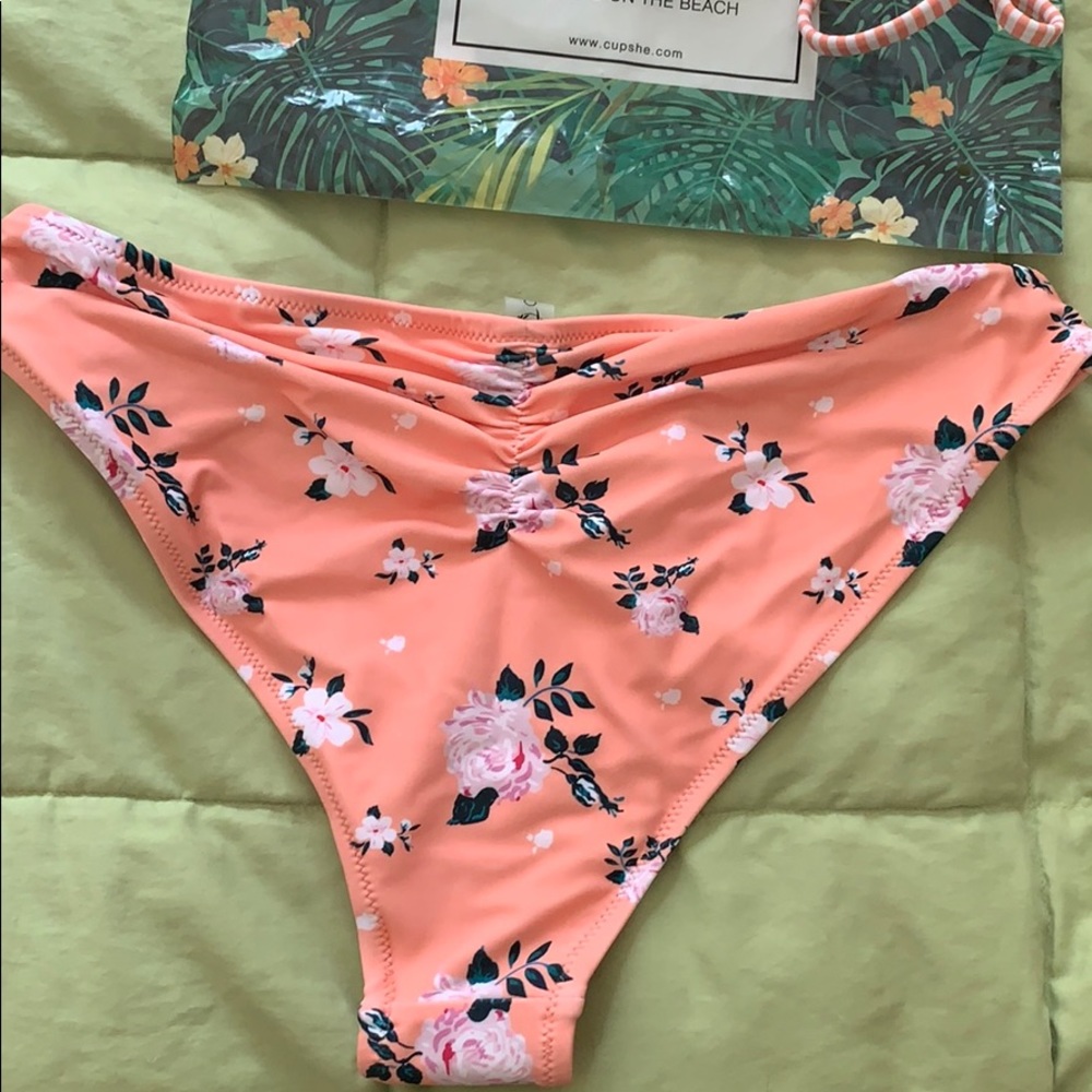 Cupshe bikini - Picture 4 of 4